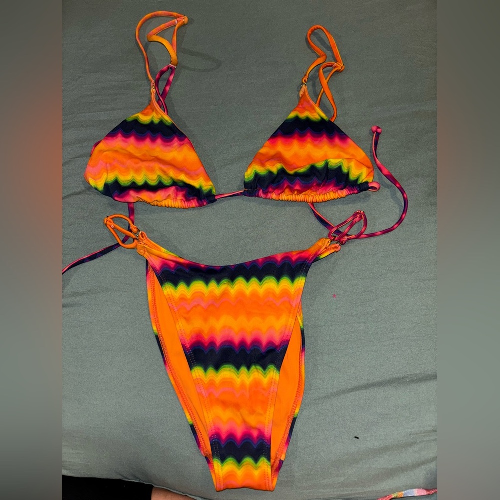 La Hearts Multicolor Zigzag Bikini